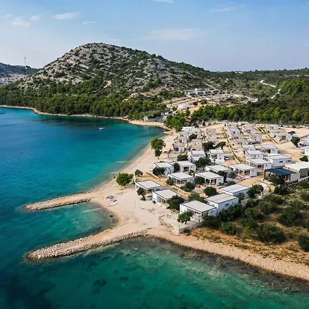 Buqez Eco - Beach 47 - Seaview Villa Drage