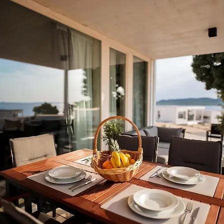 Buqez Eco - Beach 47 - Seaview *